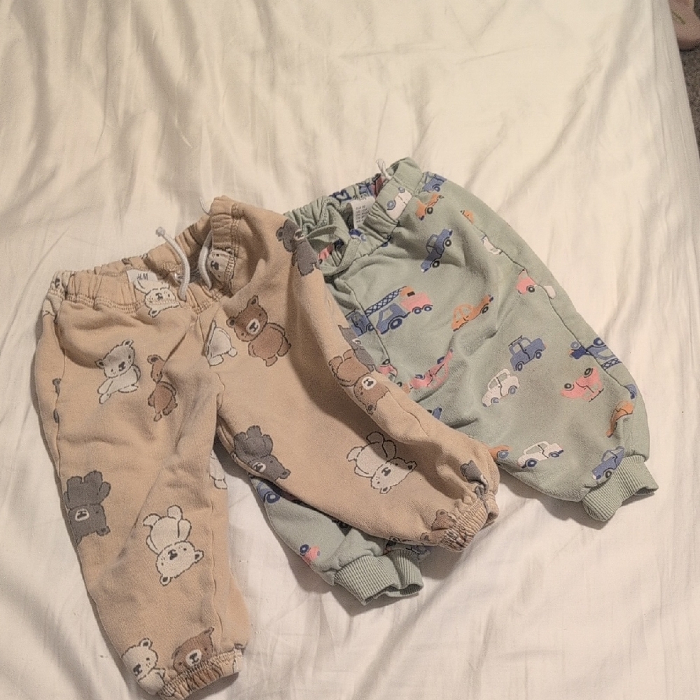 H&M Kids' Beige and Green Bear & Vehicle Print Joggers
